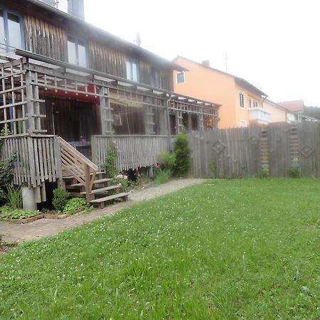 Holzhaus Mit Gruener Aussicht Zum Erholen Burgheim Exterior foto